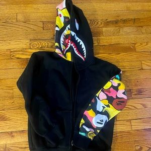 A bathing ape hoodie